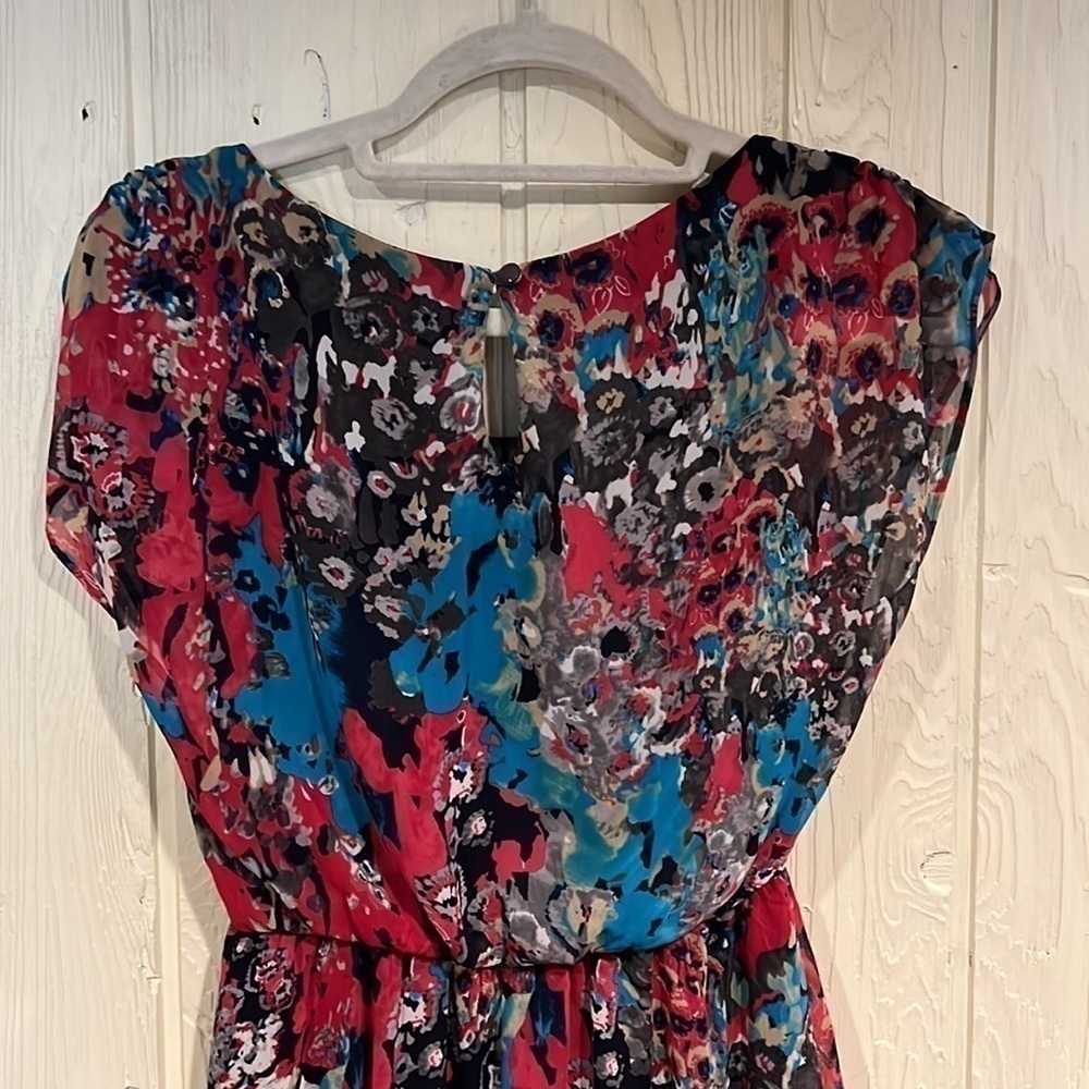 Lush Floral Sleeveless High Low Dress, Size S - Picture 8 of 11